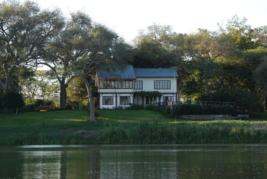 Kayube Zambezi River House Livingstone Buitenkant foto